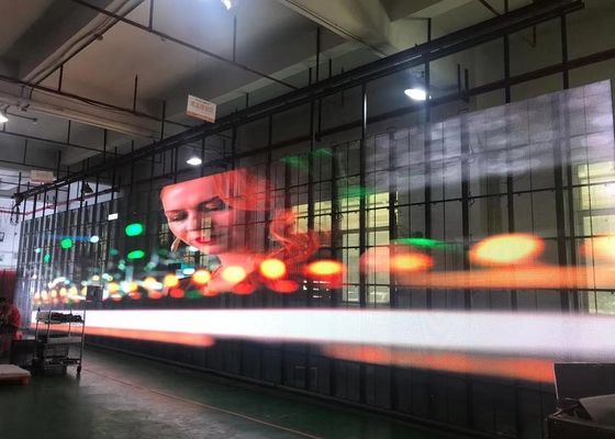A exposição transparente da cortina do diodo emissor de luz do CCC considera completamente o painel video para o shopping